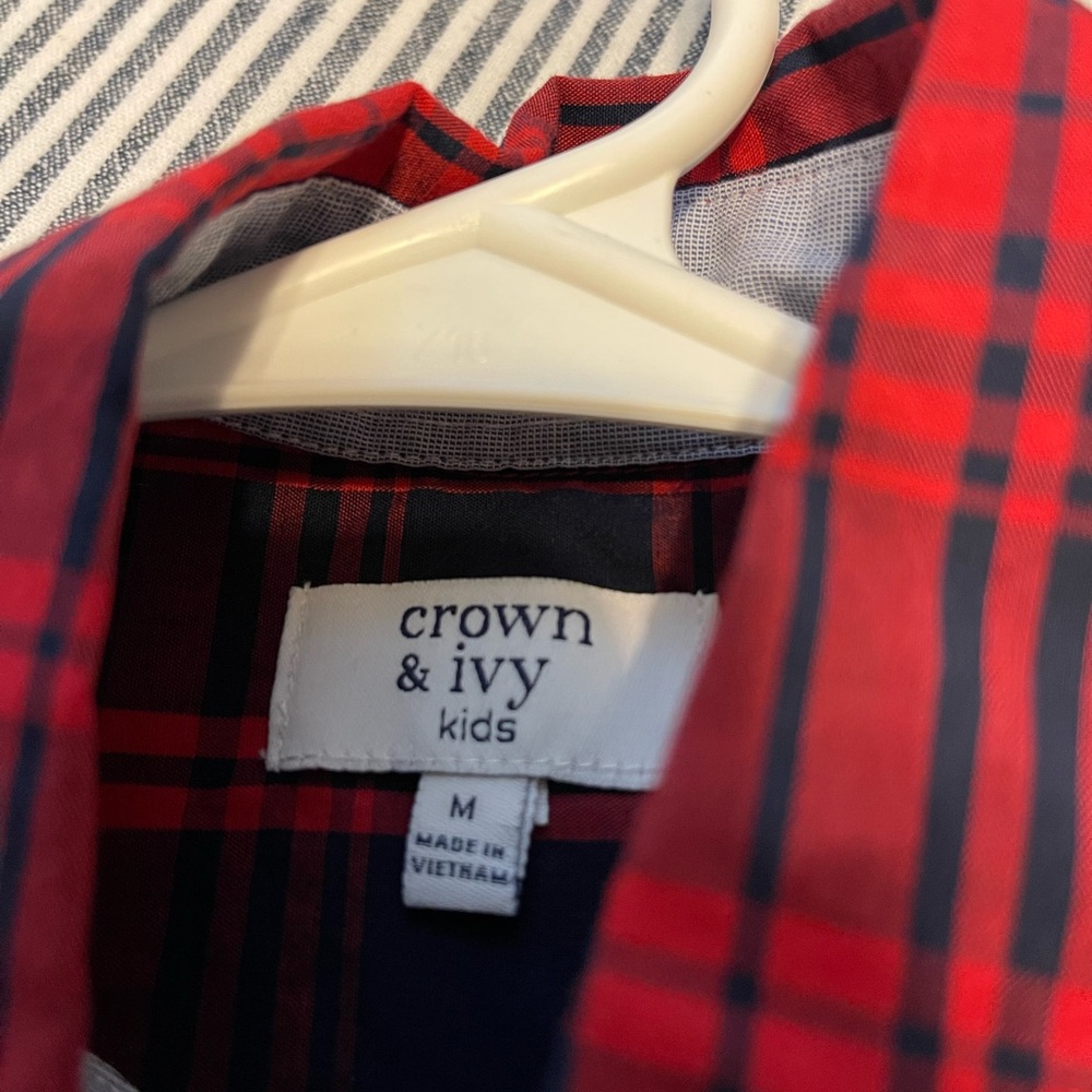 Button down shirts - Picture 2 of 4